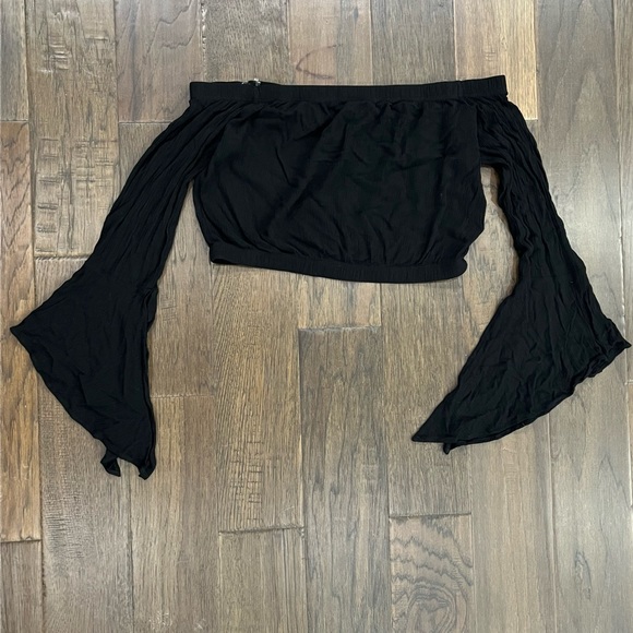 Blue Blush Cropped Long Sleeve - Picture 7 of 11